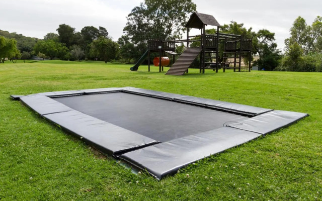 Stonehill River Lodge