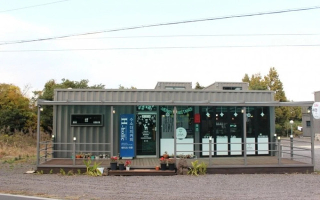 Seogwipo Shineville Pension