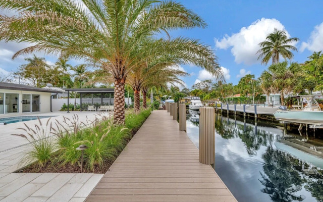 Waterfront Oasis w/ Enclosed Pool!