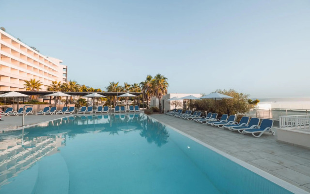 Romana Beach Resort