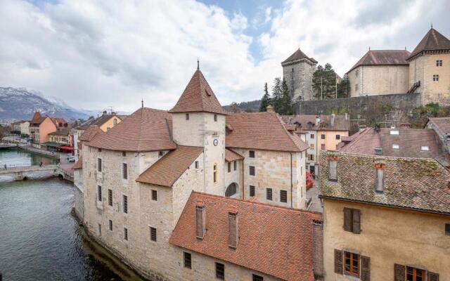 Le Toit du Palais de l'Isle - Studio with stunning views