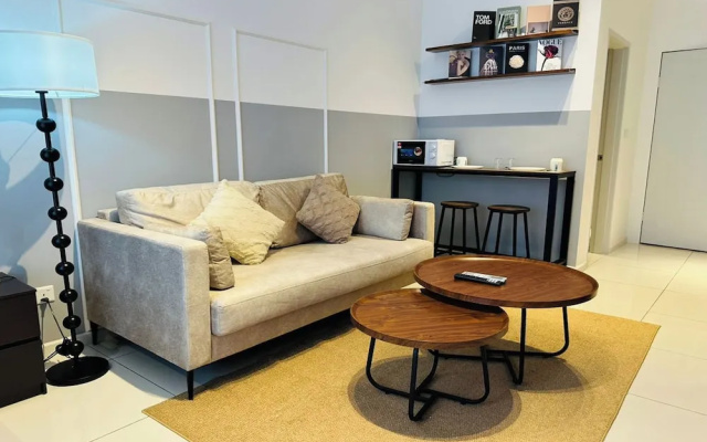 Golden Suites At Majestic Residence Klcc – Guest Rooms – Kuala Lumpur