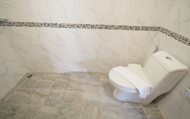 Chanapha Residence (SHA Extra Plus)