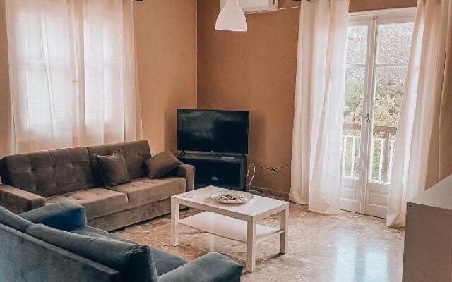 Navarino Apartment