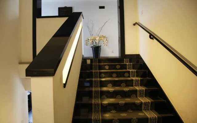 Beijing Shichahai Shadow Art Performance Hotel