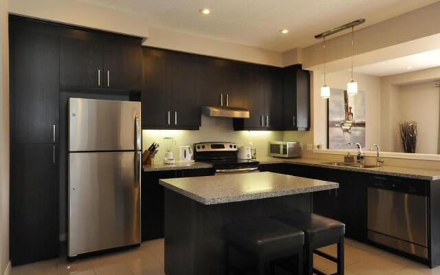 Boardwalk Homes - Vacation Homes & Executive Suites