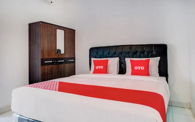 Wisma Yani Syariah by OYO Rooms
