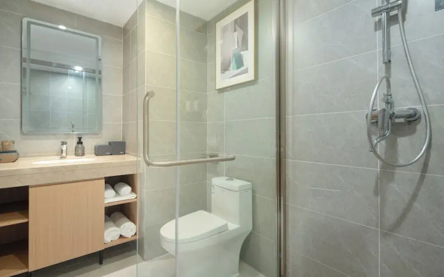 ECHIC Mercure (Guangzhou Baoneng Performing Arts Center Luogang Wanda Plaza)