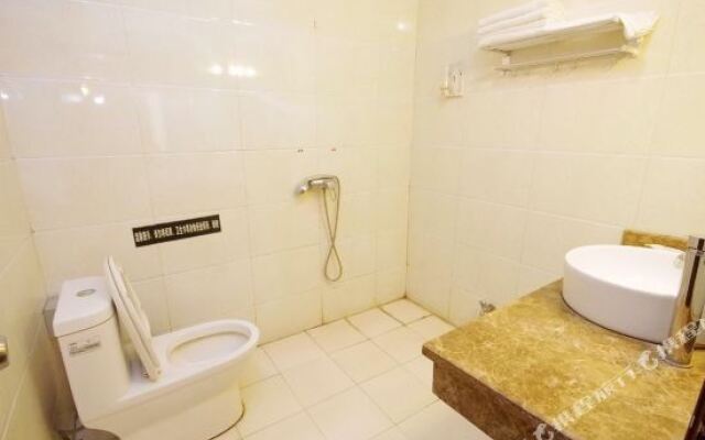 Yibin Culture Business Hotel