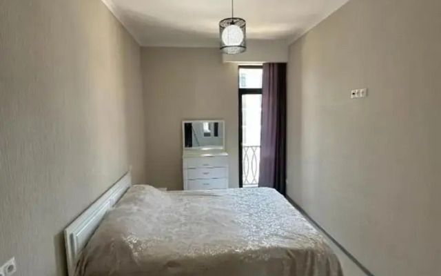 Spacious 1BR Pool & Sauna