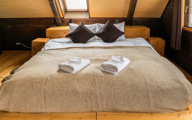 Momiji Lodge
