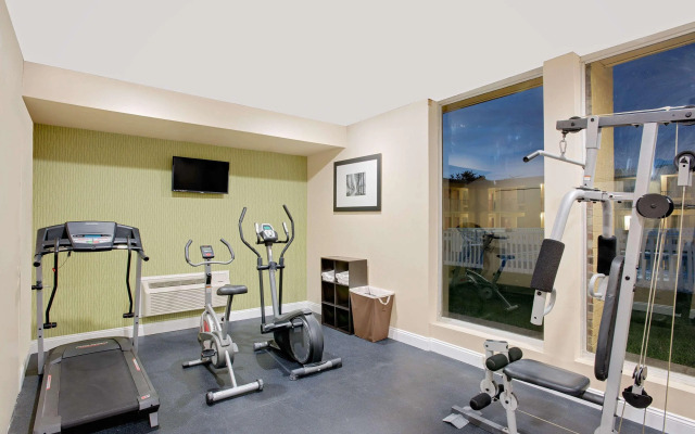 Days Inn by Wyndham Easton