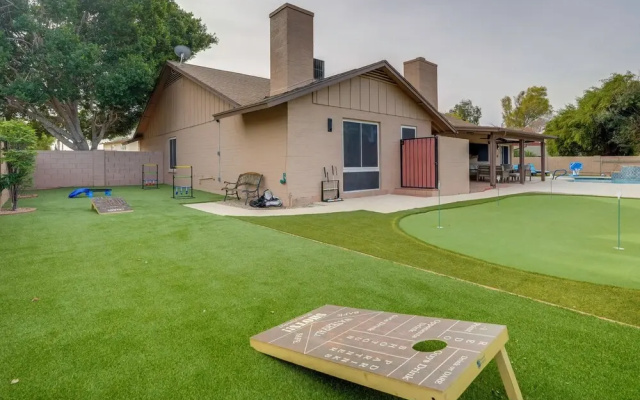 Putting Green! Fairway Retreat on Dobson Ranch