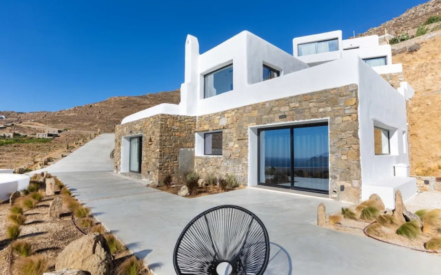 Amaze Mykonos Luxury Seaview Retreat