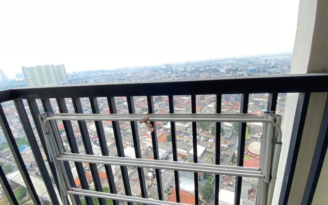 Well Appointed 1Br At The Wave Kuningan Apartment
