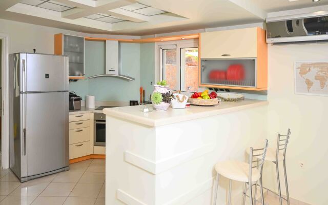 Luxury Villa Amina with private swimming pool