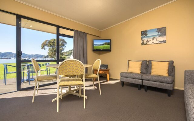 Bay Vista Waterfront Motel Picton