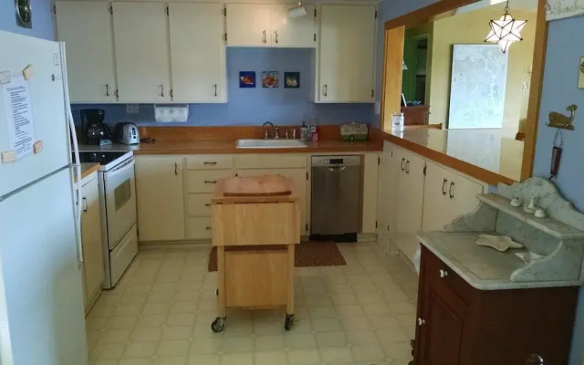 Bercot Beach Cottage