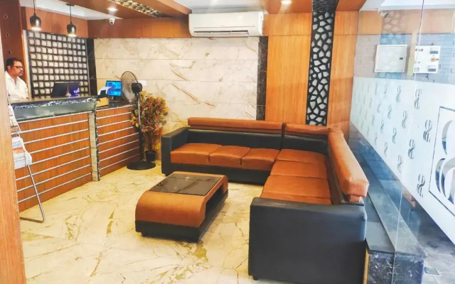 Hotel Santhi Bhavan