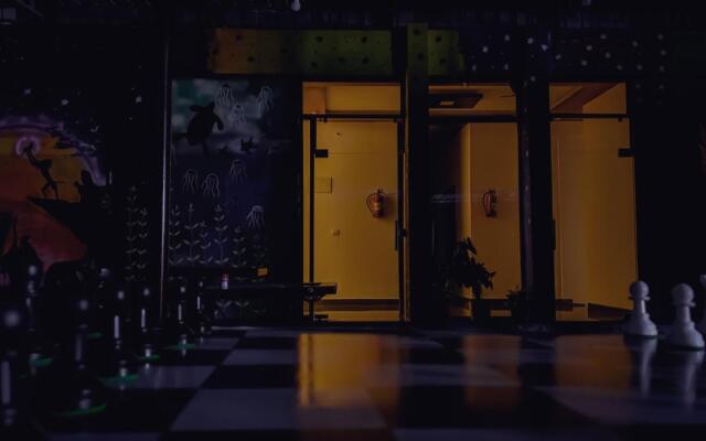 Beverly Suites