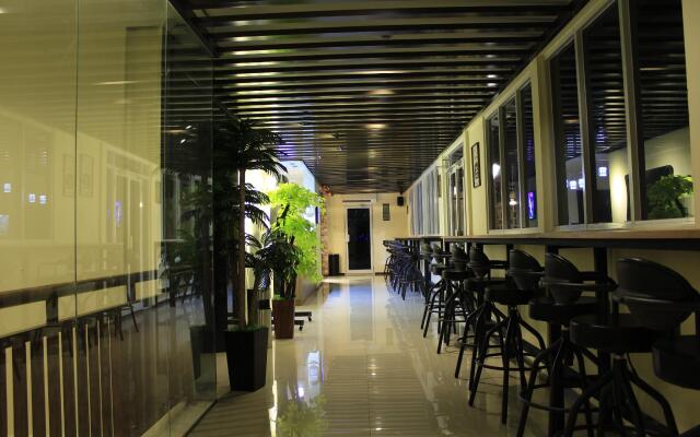 Sunbreeze Hotel Senayan