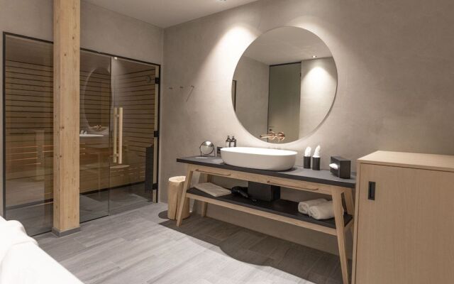 Amrai Suites