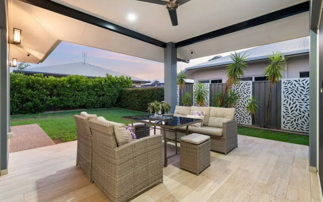 Zenhouse Solstice Designer 4-br Executive Retreat