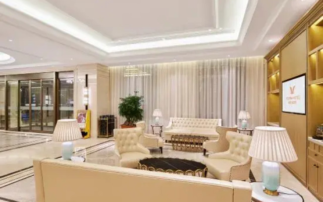 Vienna Hotel (Luohe Huanghe East Road)