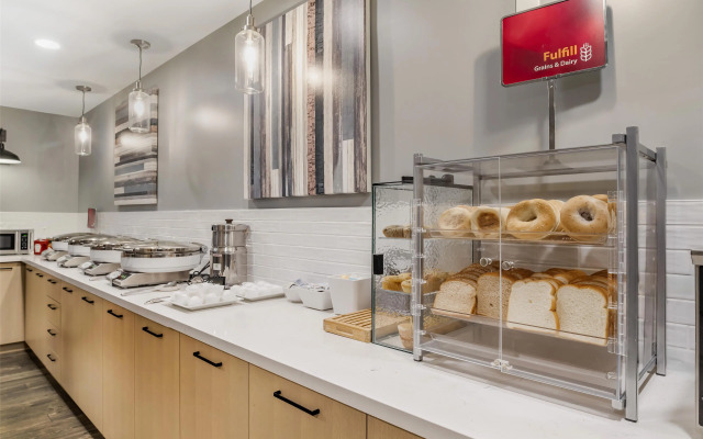 Best Western Plus Bridgewater Hotel & Convention Centre