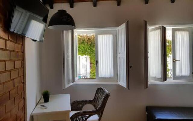 Travelers Ex Casa da Vila