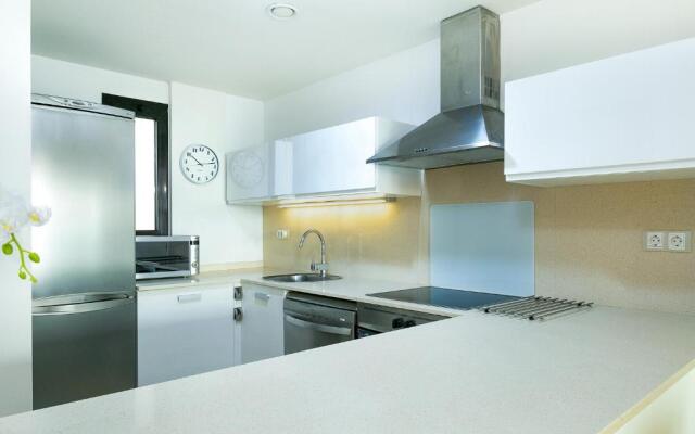 V011 - MARITIM - Roses