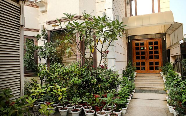 Ahuja Residency Jcm 77 Dlf Phase Ii