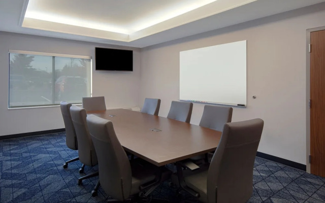 Courtyard by Marriott Cincinnati Airport
