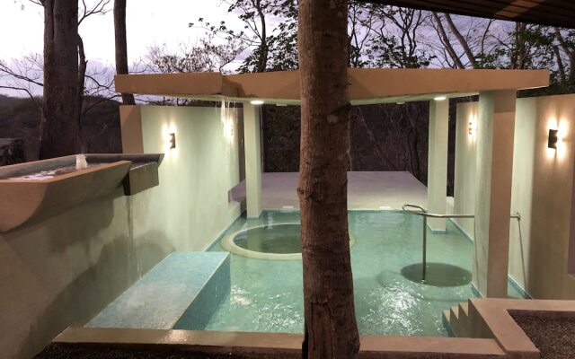 Pacific Kalokairi Adults Only