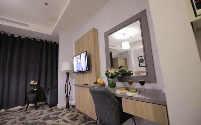 Laten suites