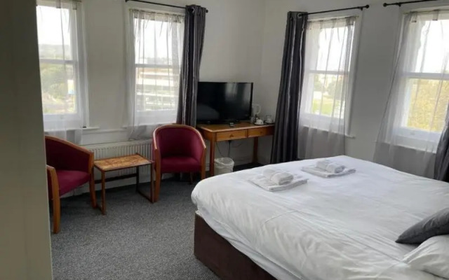 Carlton Courth Hotel Eastbourne