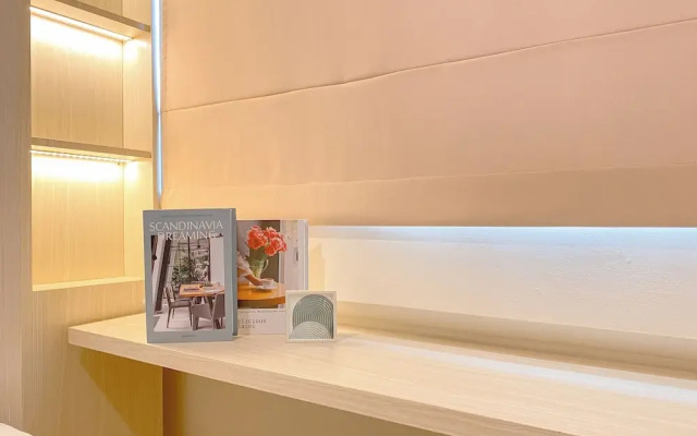 Cozy And Modern 2Br At Meikarta Apartment