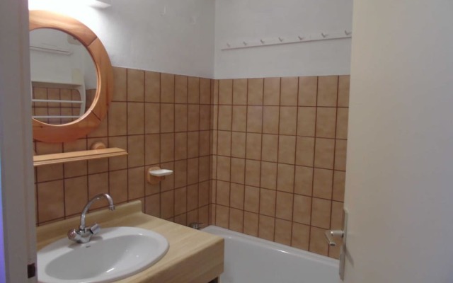 Lou Services Apartment CHAM23 LSI 001