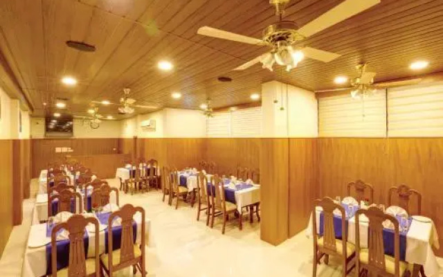 Hotel Floral Park