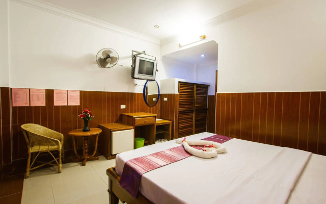 Botoum Hotel