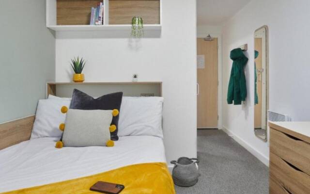 Ensuite Rooms, COVENTRY - Campus Accommodation