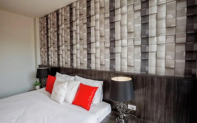 Ko lanta Hotels & Co- Working Space