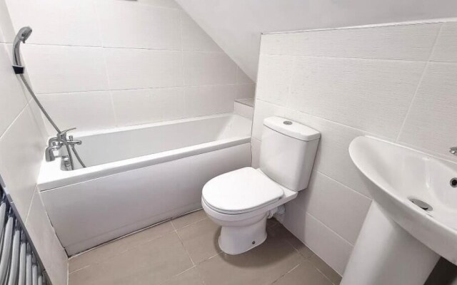 HU1 Triplex City Centre Gem sleeps 6 H7