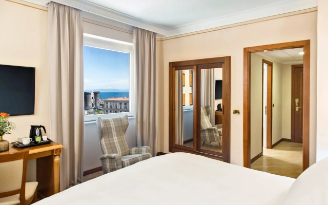 Renaissance Naples Hotel Mediterraneo