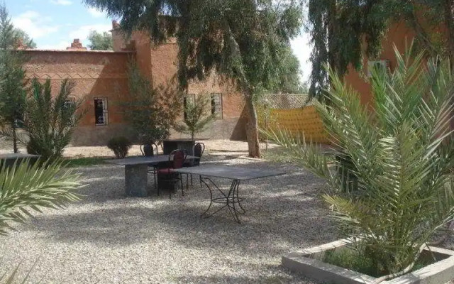 Auberge Kasbah Meteorites