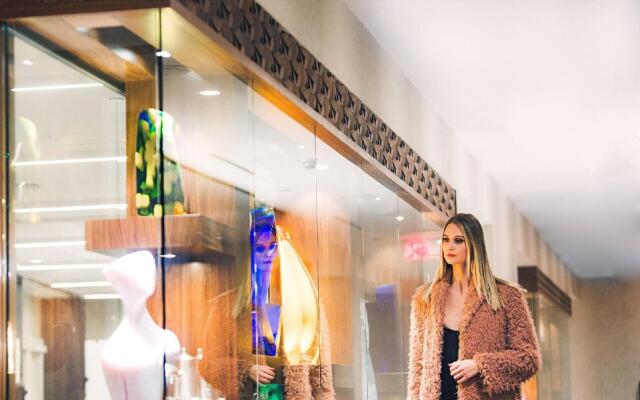 Glass Light Hotel & Gallery, Autograph Collection