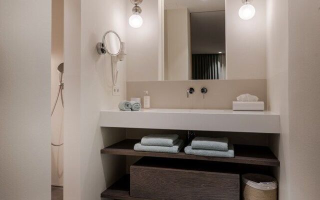 Eva Hof Lakeside Suites - Adults Only