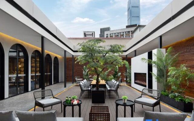 Days Hotel by Wyndham Changsha Wuyi Square