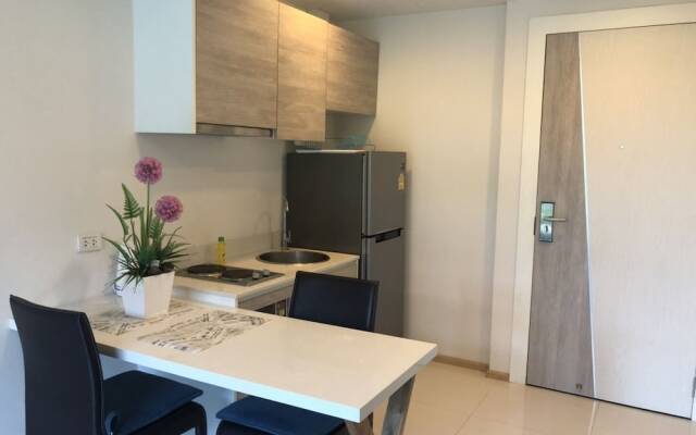 Acqua Condo jomtien beach TLH