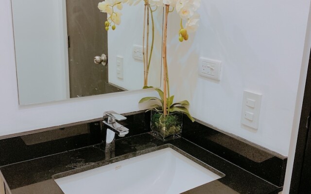Tourist Home in Cebu Business Park